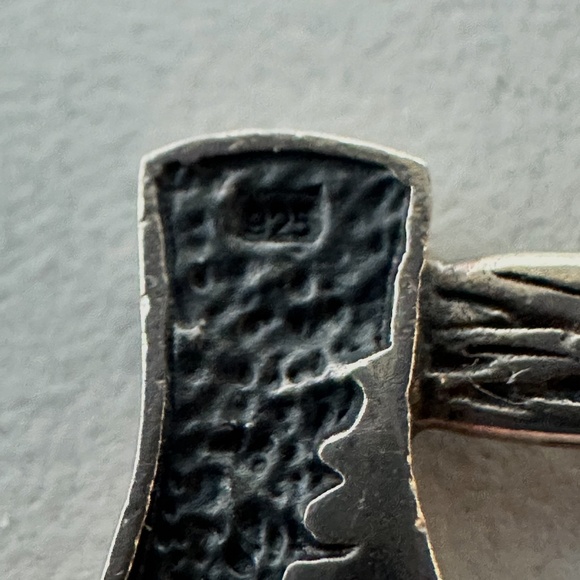 STERLING SILVER - Hatchet pendant - Picture 2 of 2
